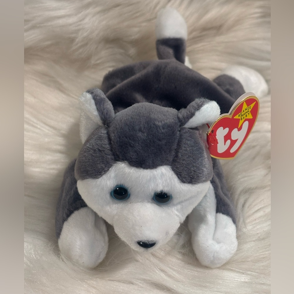 Vintage TY Beanie Baby NANOOK WOLF -Retired 1996